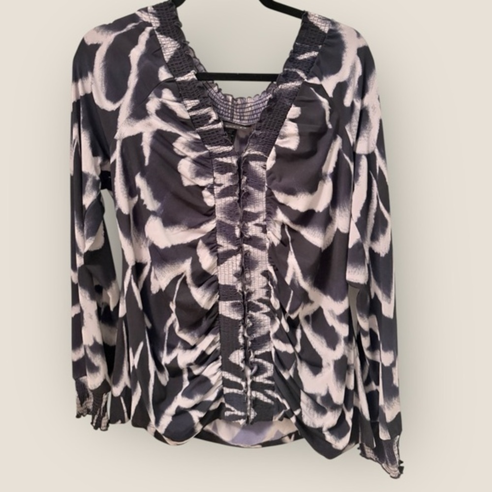 Attention Long Sleeve Black Gray White Abstract Print Top Sz XL Cuffed Sleeve AE
